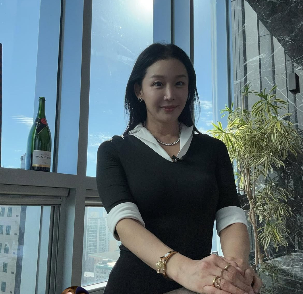 이미지 9