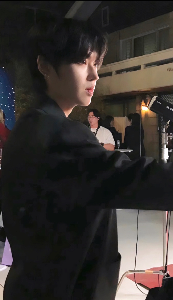 이미지 9