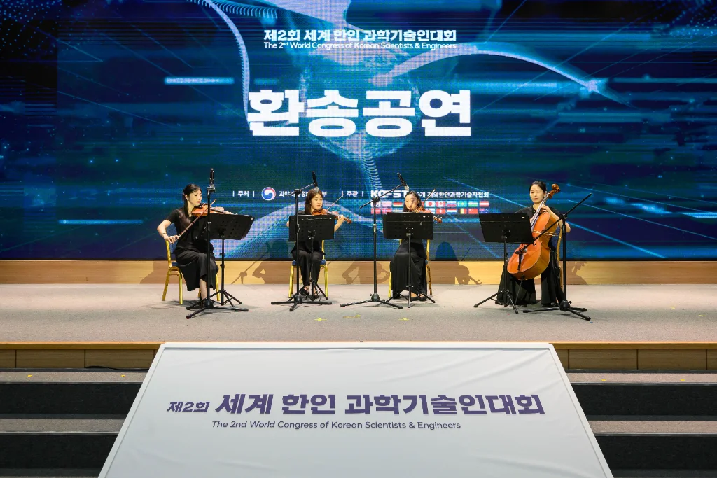 이미지 6